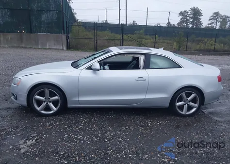 2009 Audi A5 3.2L z USA, uszkodzony, nr VIN WAUDK78T69A034466
